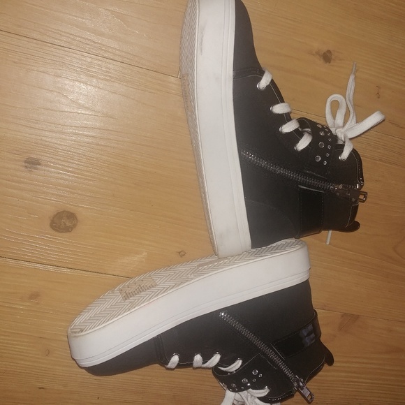 Stuart Weitzman • Y2K bling girls black white platform kids high top sneaker 13